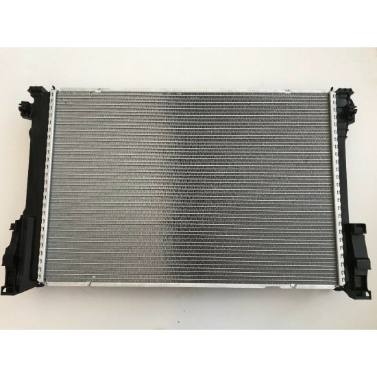 Ψυγείο Νερού Κινητήρα W204/W212 Mercedes Benz